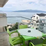 Turquoise Terrace Beachfront Sea View Apartman Saranda