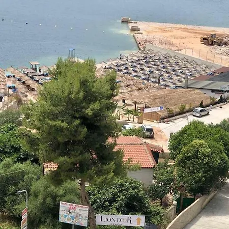 Turquoise Terrace In Apartman