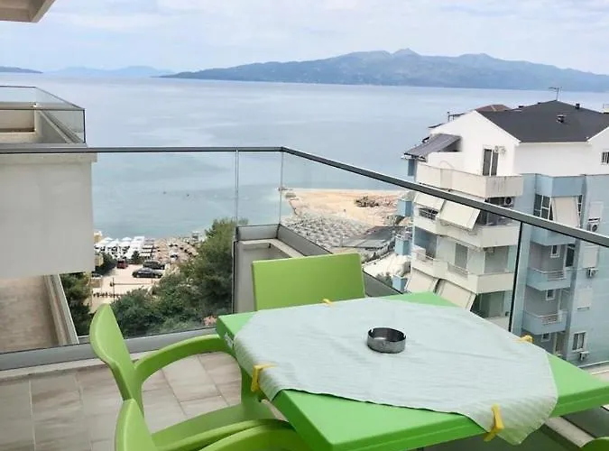 Turquoise Terrace In Appartement Saranda